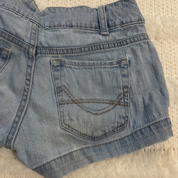 Y2K Mossimo jean shorts size low rise straight hip and thigh size 1 - Picture 7 of 8